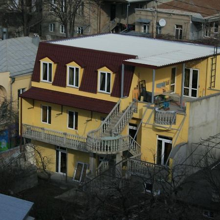 Why Me Eco-Friendly Hostel Tbilisi Bagian luar foto
