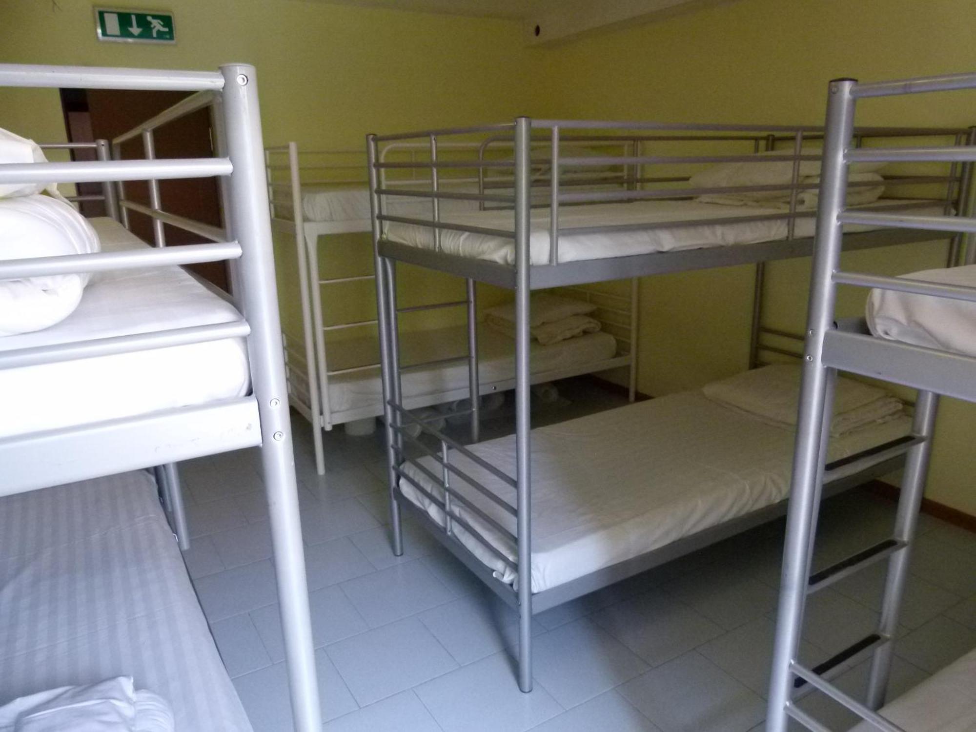 Why Me Eco-Friendly Hostel Tbilisi Bagian luar foto