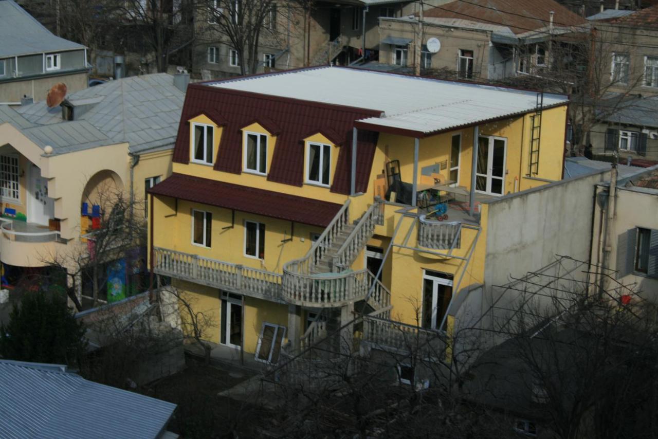 Why Me Eco-Friendly Hostel Tbilisi Bagian luar foto