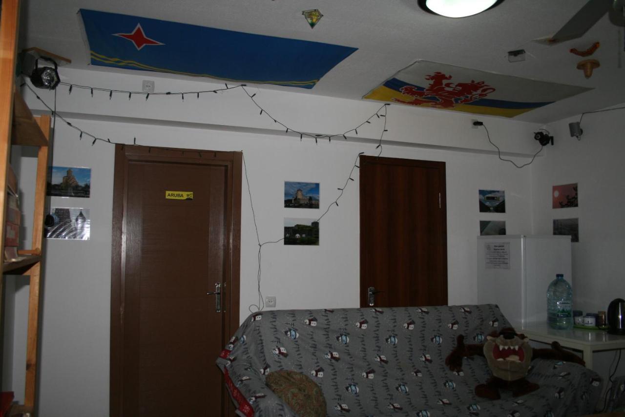 Why Me Eco-Friendly Hostel Tbilisi Bagian luar foto